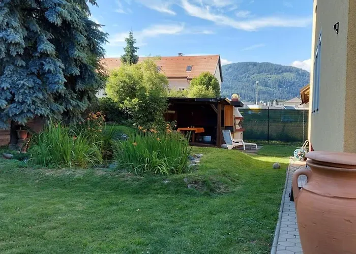 Quiet Apartment Close To Town