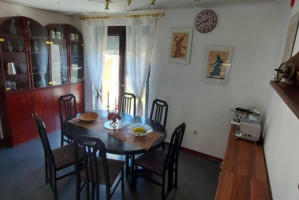 Quiet Close To Town Apartment Villach